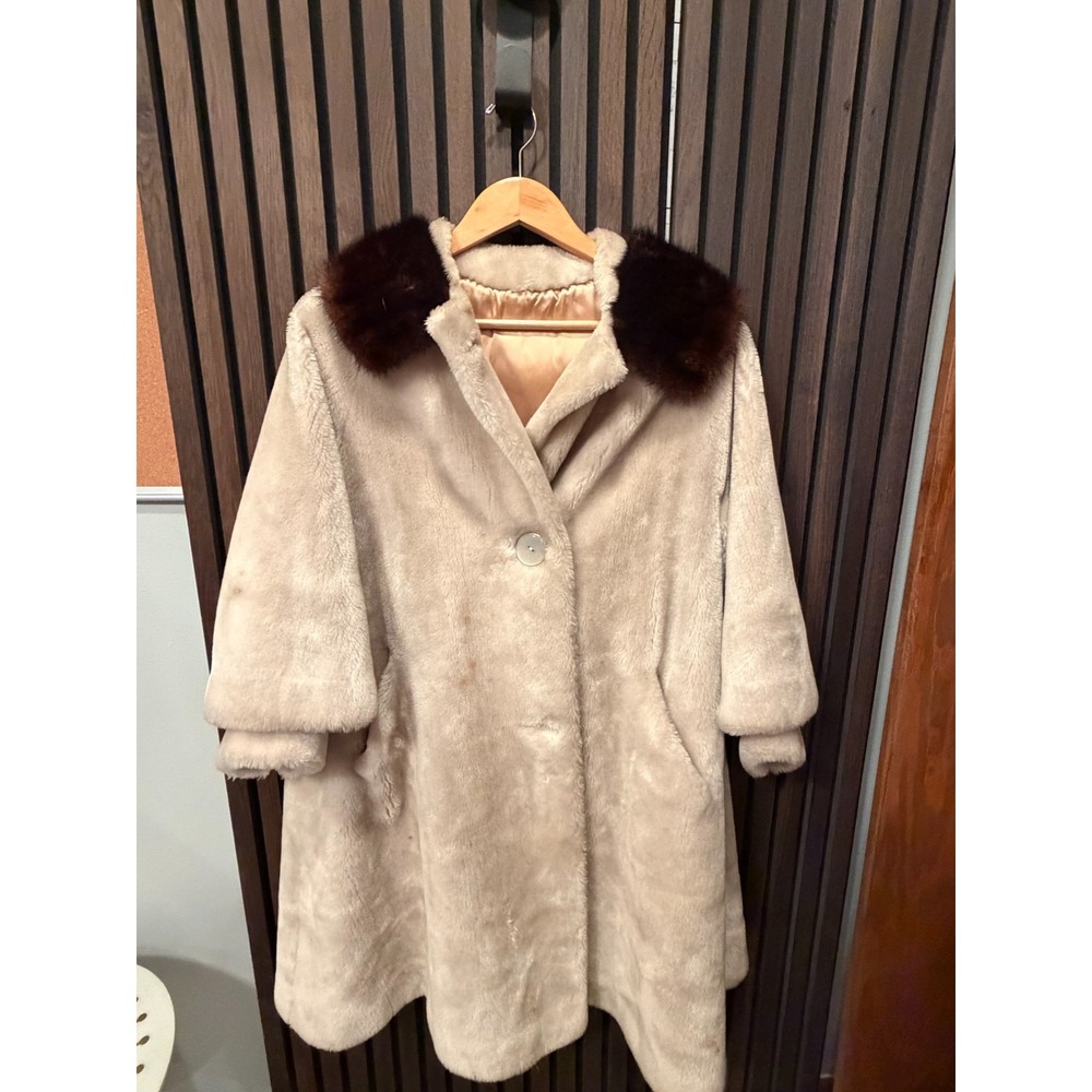 Vintage BORGANA Beige Faux Fur w. Brown Faux Collar  Unique Sleeves- Sz. M(?)
